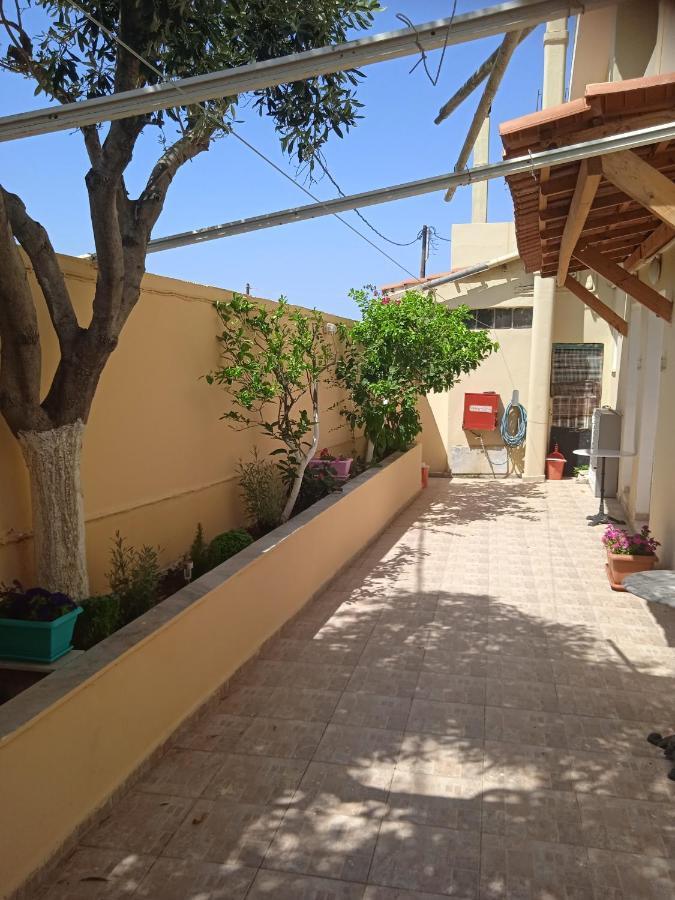 Constantsia Aparthotel Kato Assos