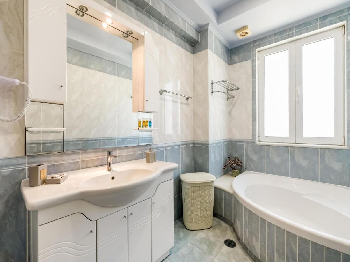 Beautiful With Private Pool Holiday home