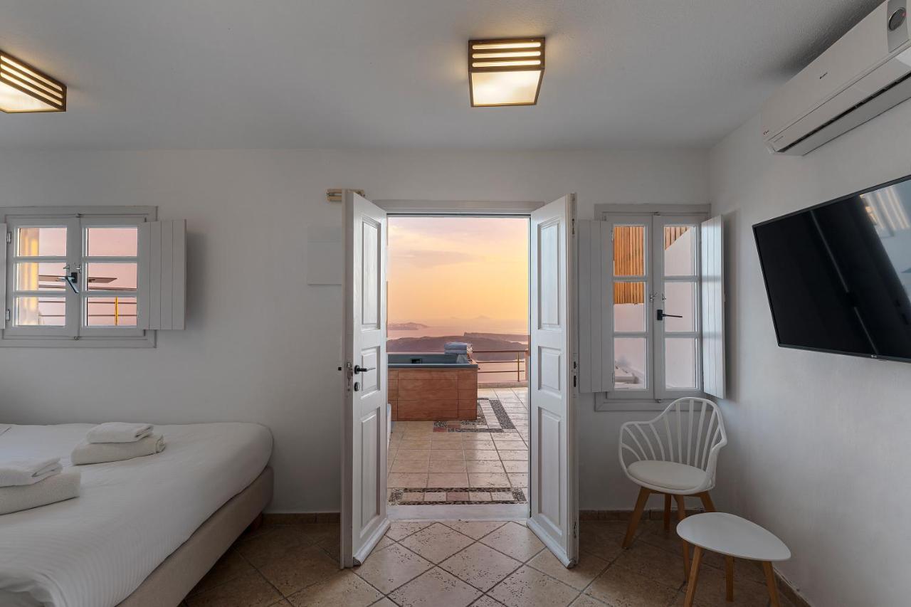 Calderas Hug & Panoramic Sea View - 3 Lux Villa Imerovigli (Santorini)