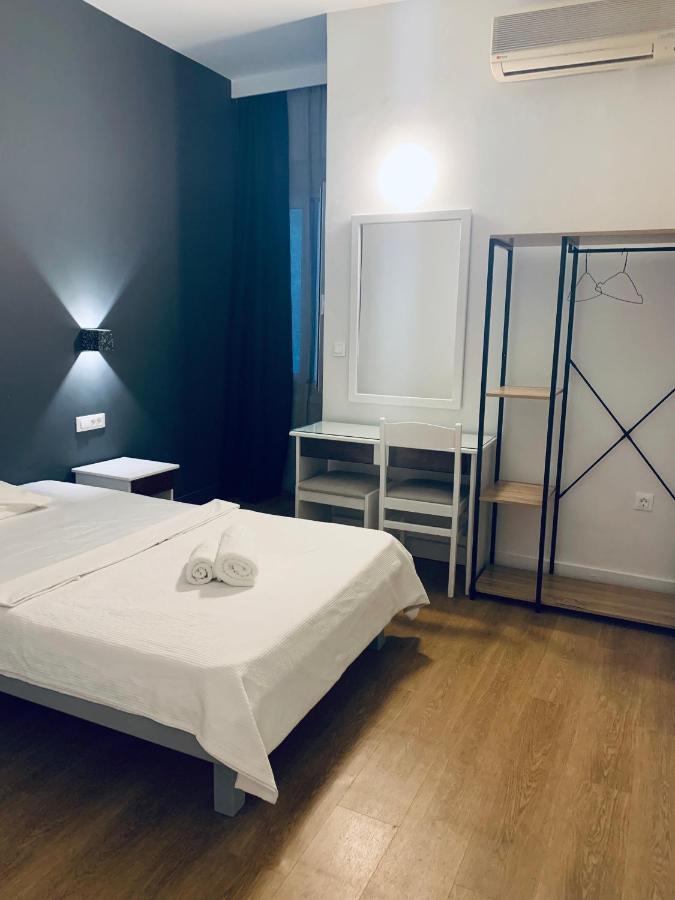 Hotel Platon 3*