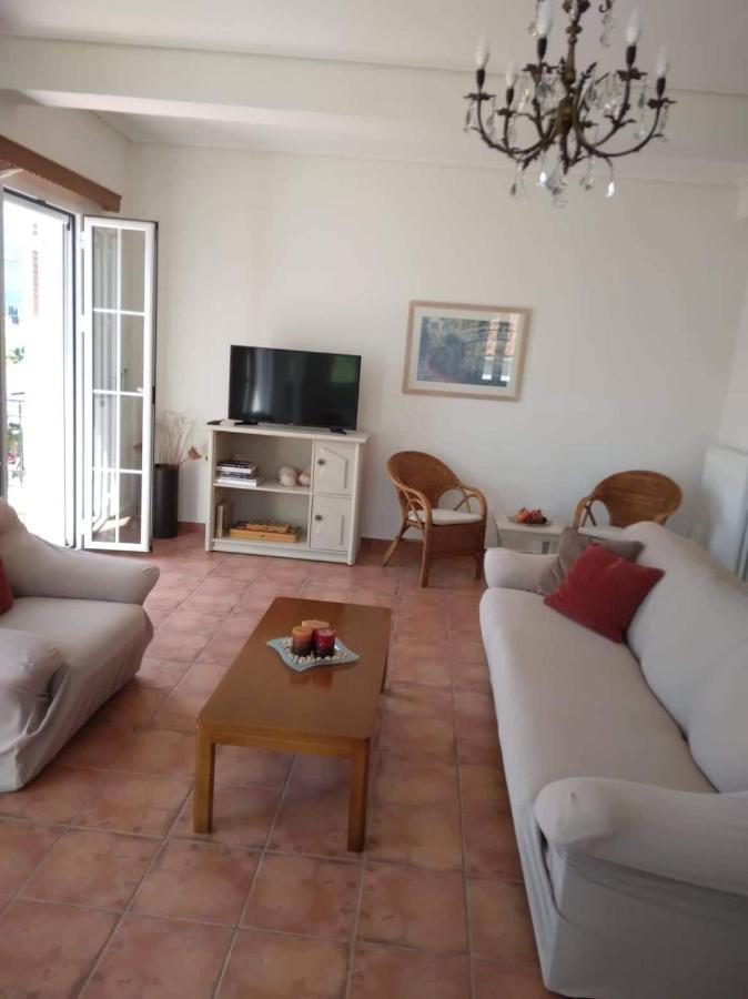 Melissani House * Karavomylos