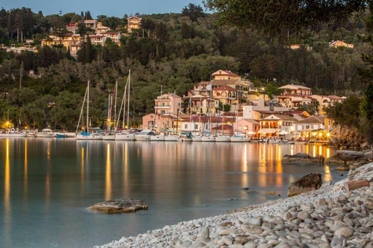Amfitriti & Lakka (Paxos)