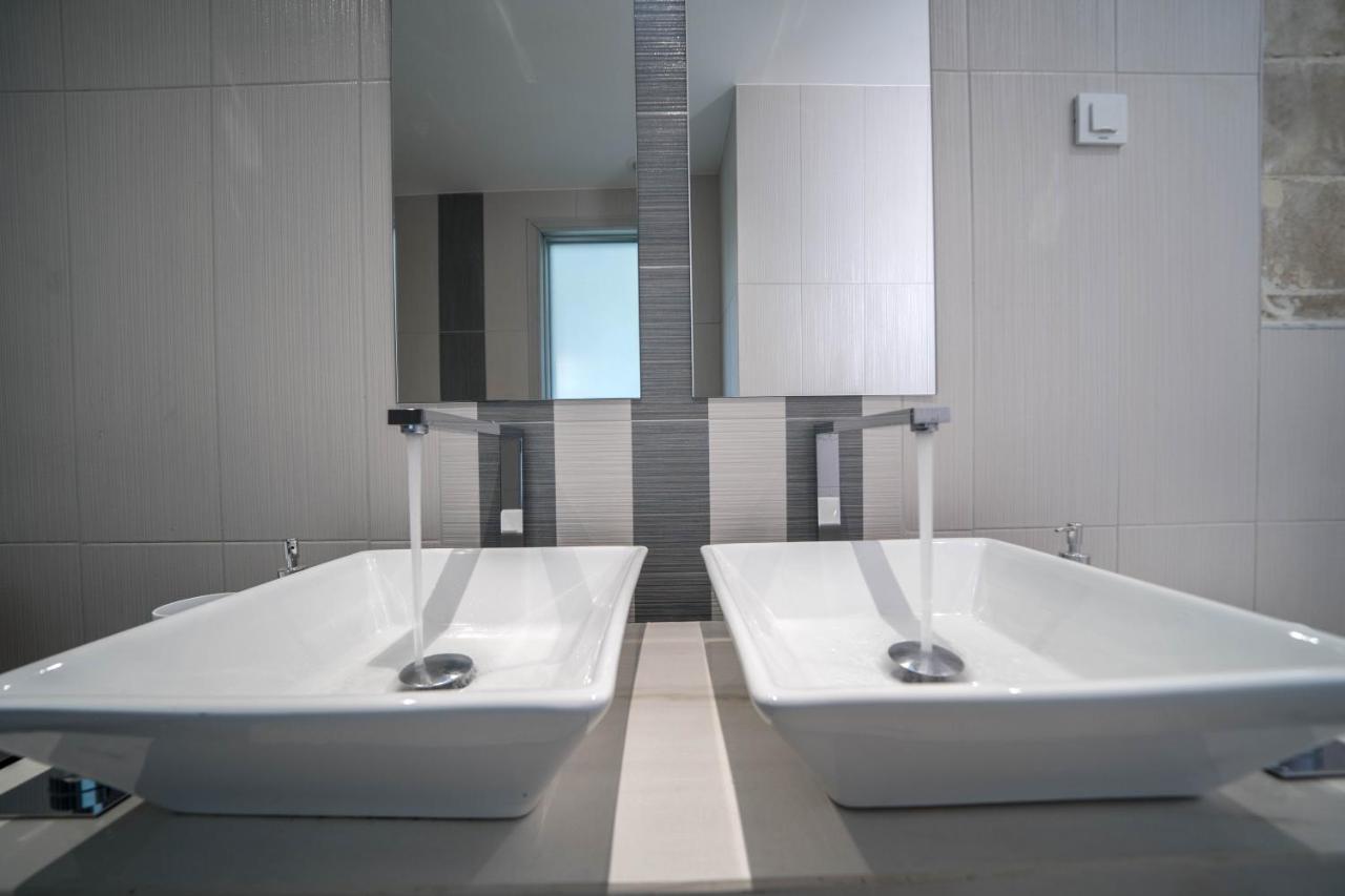 Aiolos Executive * Galatas (Chania)