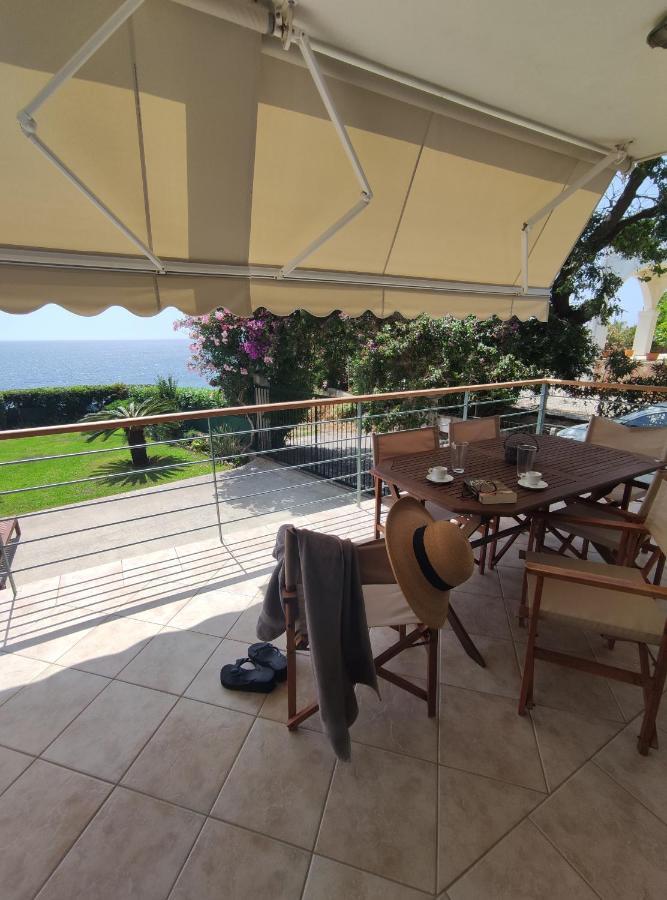 Oikia Eleanthi - Beachfront Garden Home! * Mytikas (Epirus)