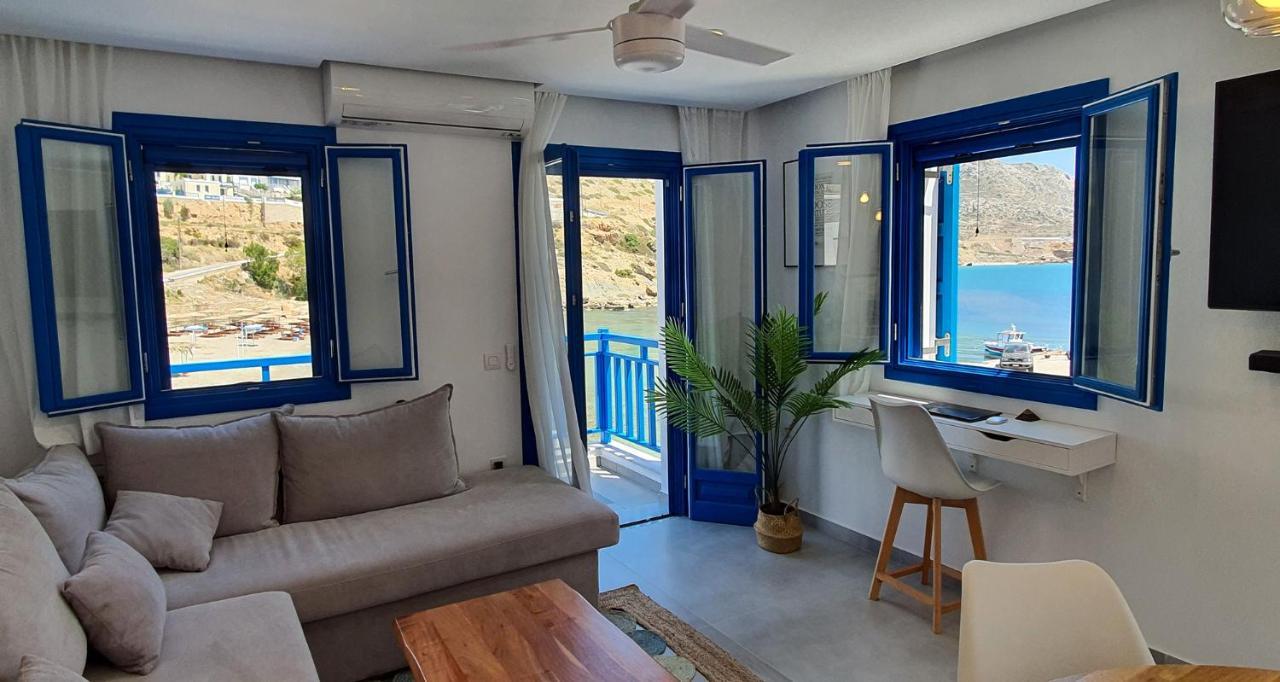 Meraki Beachfront Holiday home Foinikion