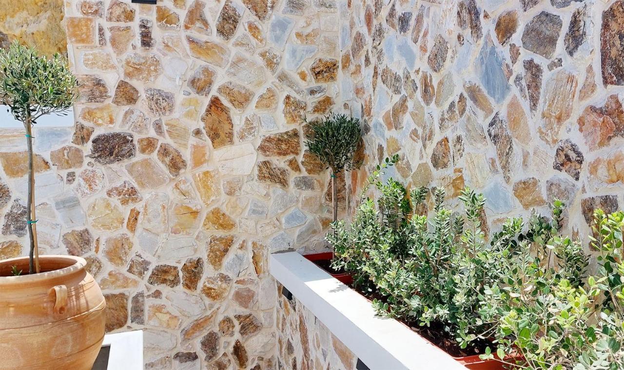Meraki Beachfront * Foinikion