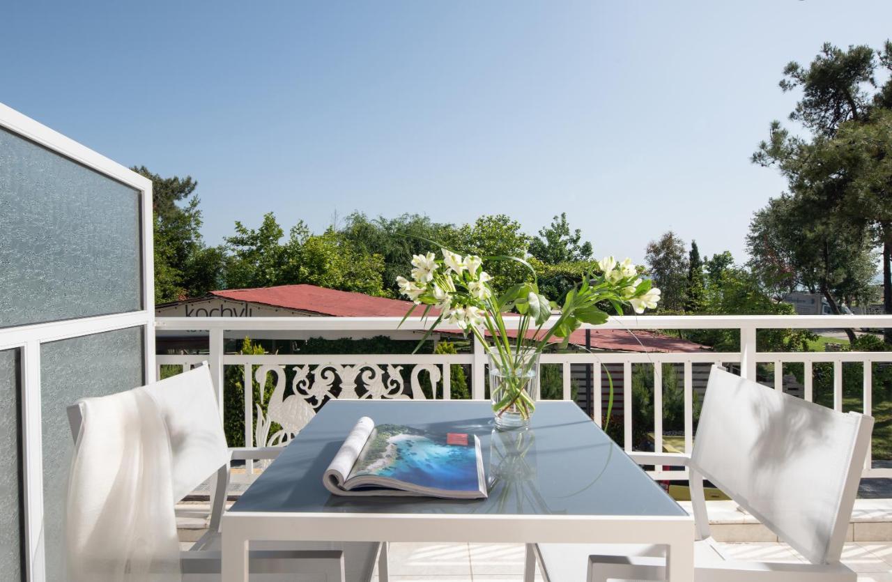 Kochyli Apartment Nea Plagia