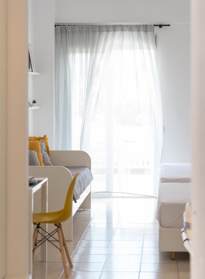 Kochyli Apartment Nea Plagia