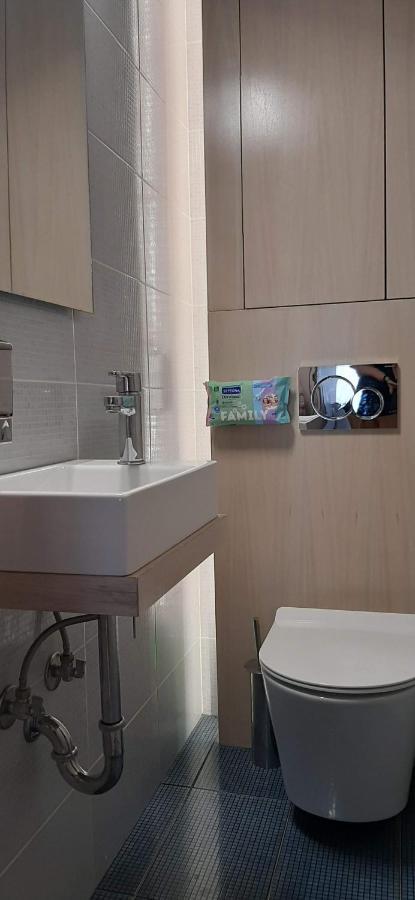 Park Apartment
