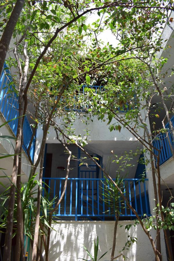 Alexander Aparthotel