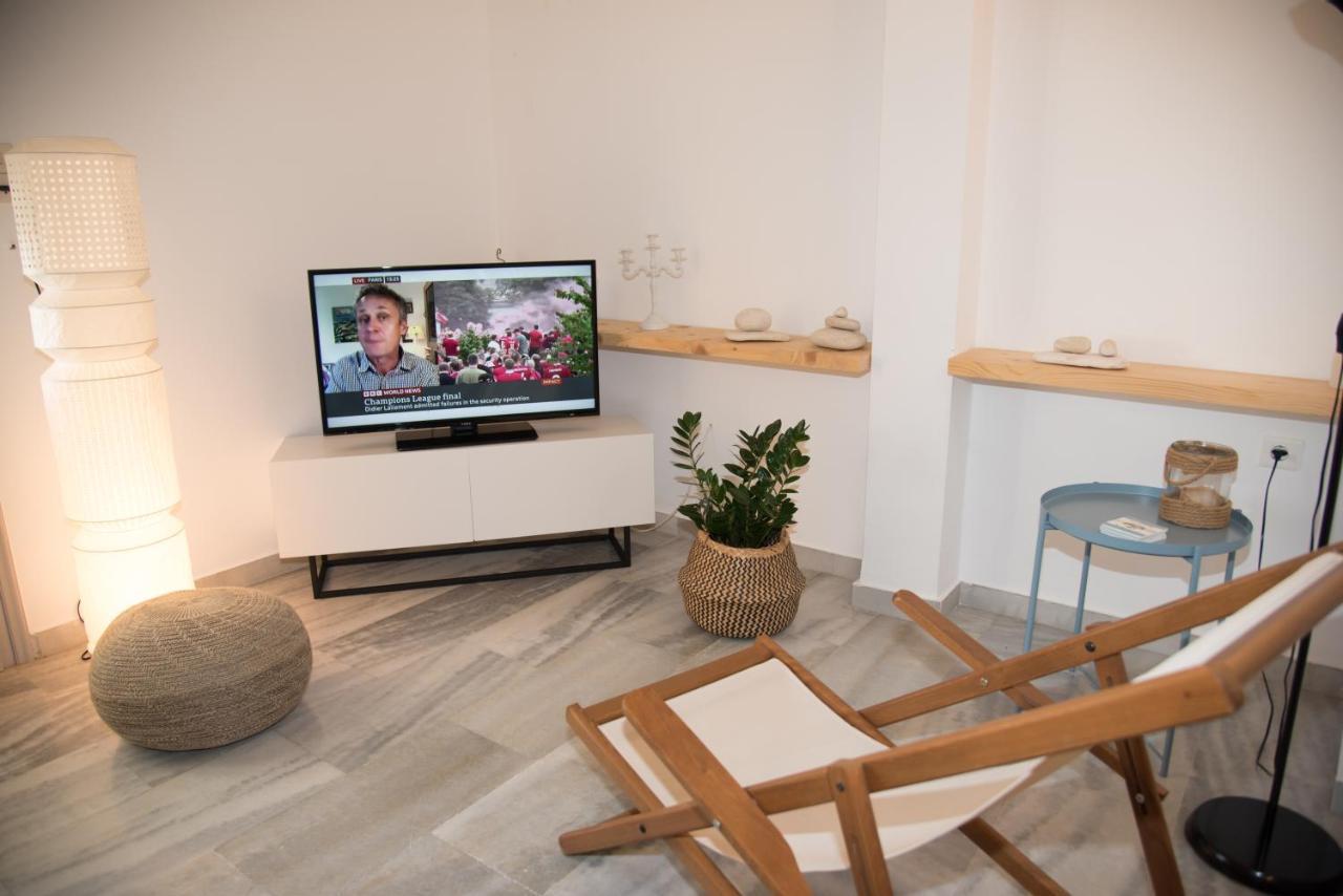 Irene Leros Aparthotel