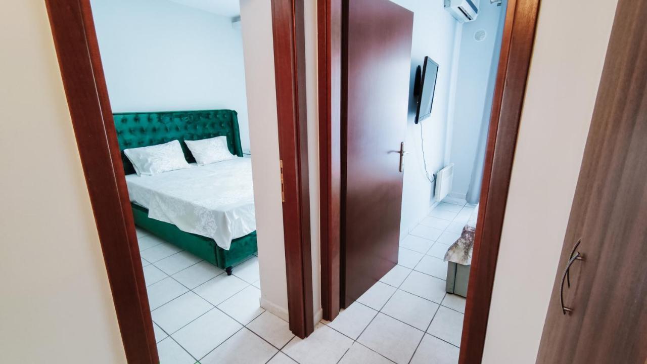 Mira Mare Beachfront Holiday home *