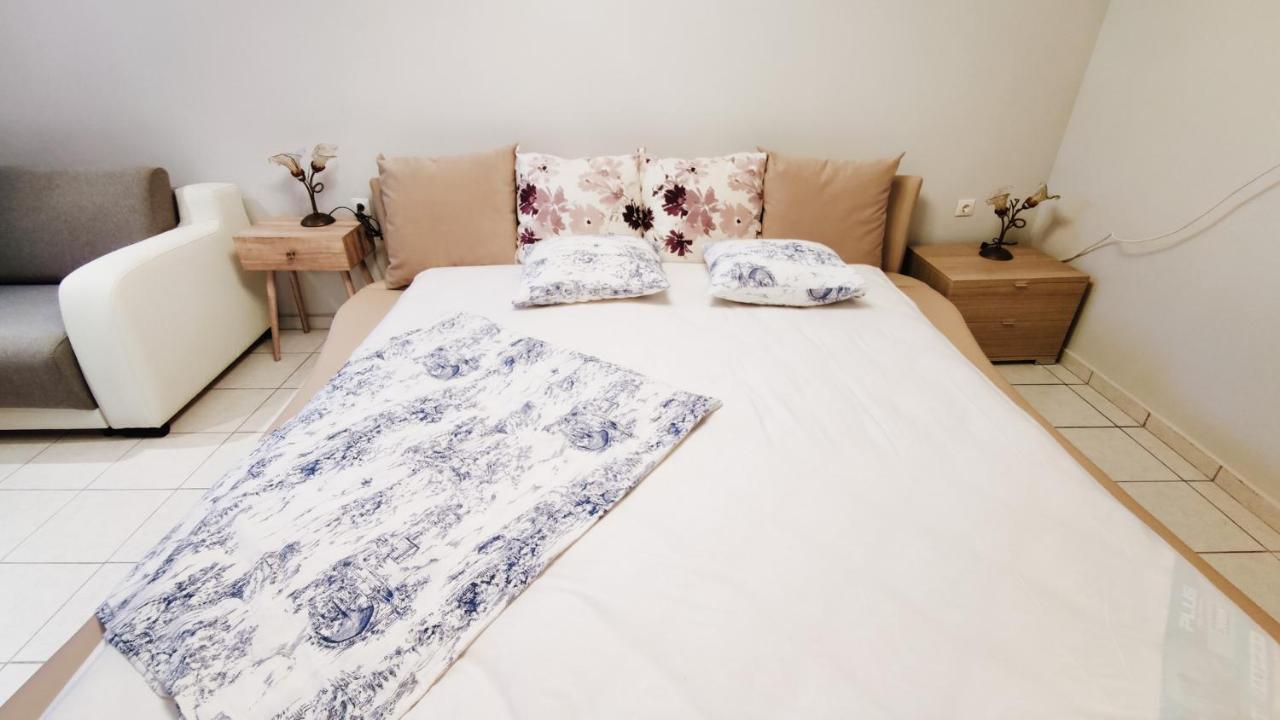 Mira Mare Beachfront Holiday home Nea Skioni