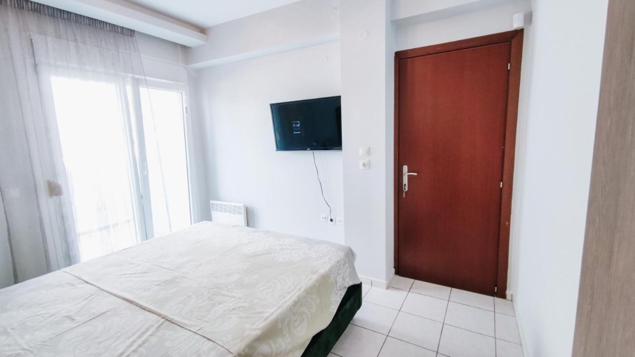 Mira Mare Beachfront Holiday home *