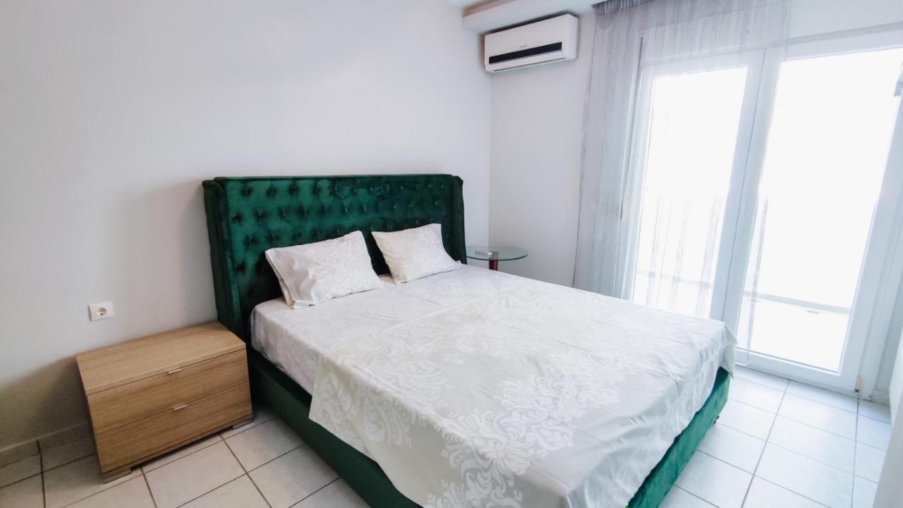Mira Mare Beachfront Holiday home Nea Skioni