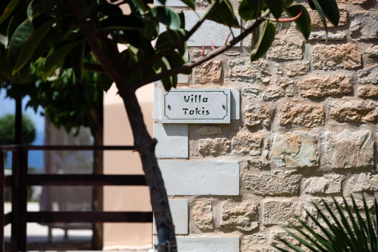 - Private Pools & Seaview - 500m From Villa *