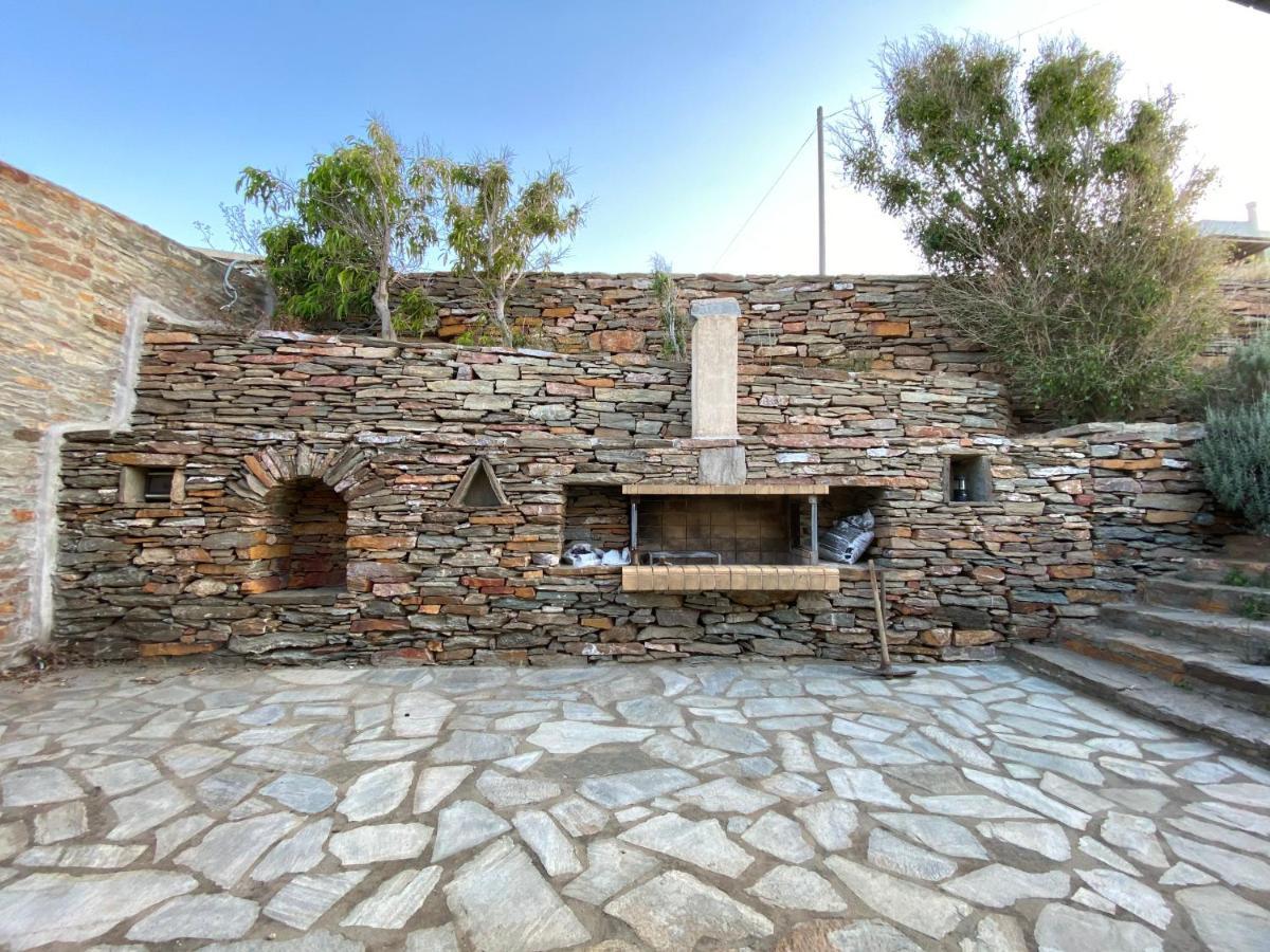 Bayhouse Vourkari