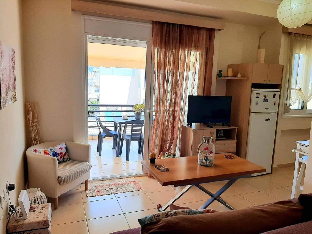 Square With Panoramic View Apartment