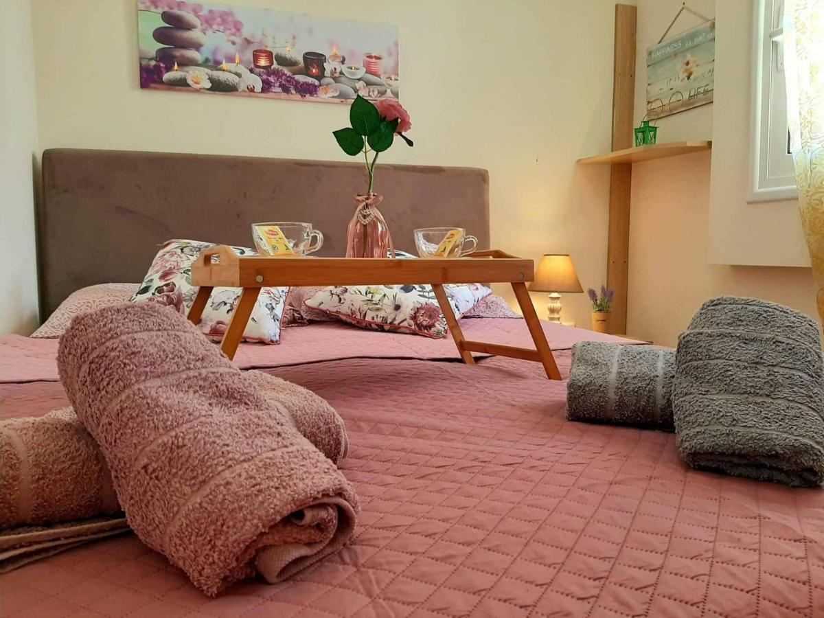 Apartment Square With Panoramic View Kalamata