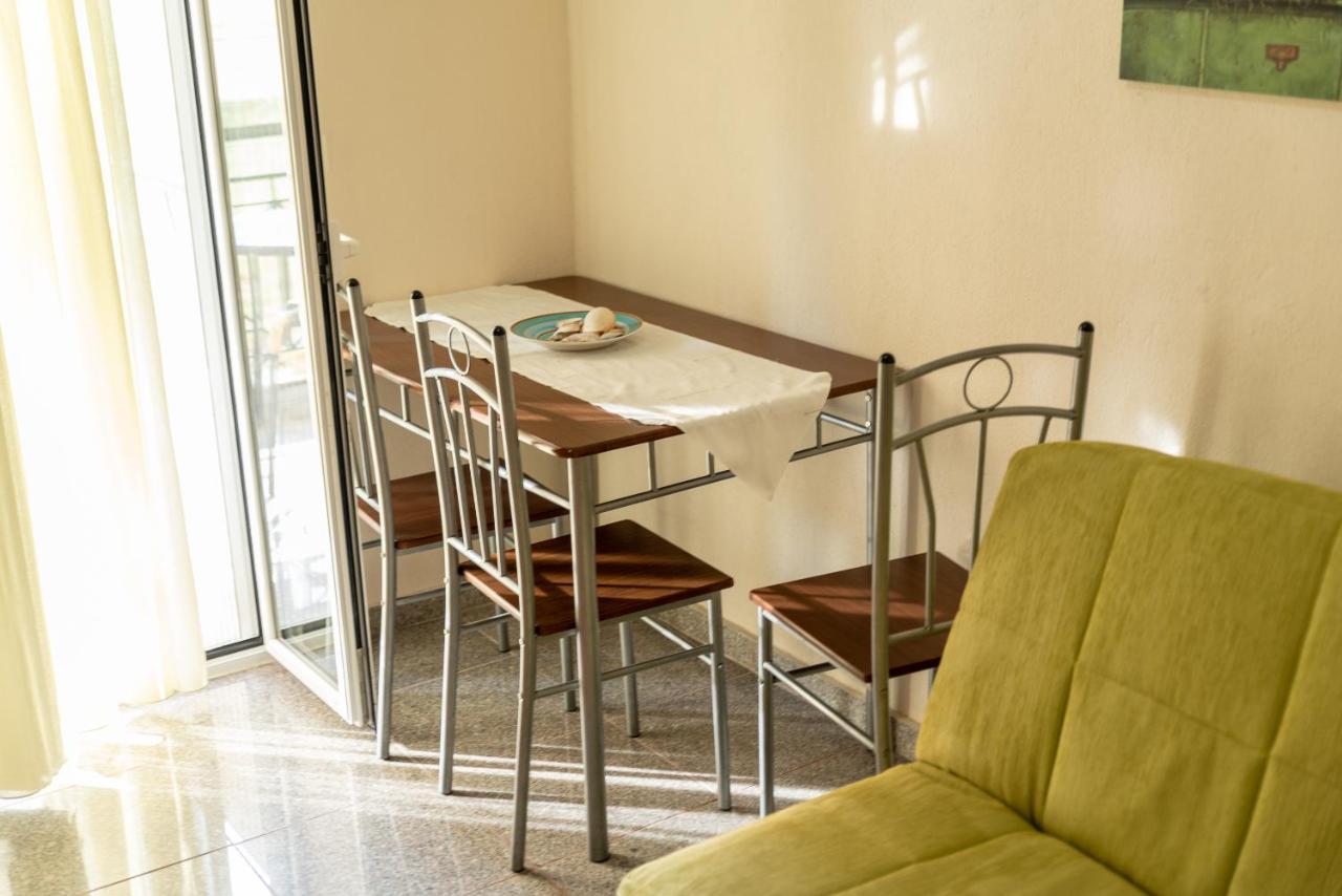 Nikos Apartment