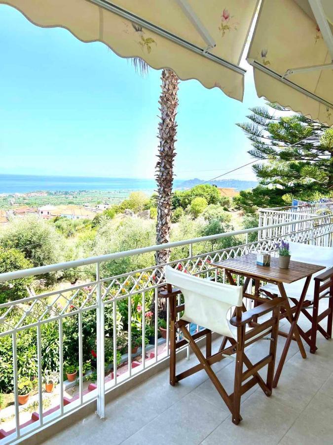 Cosy With Great Views Apartment *