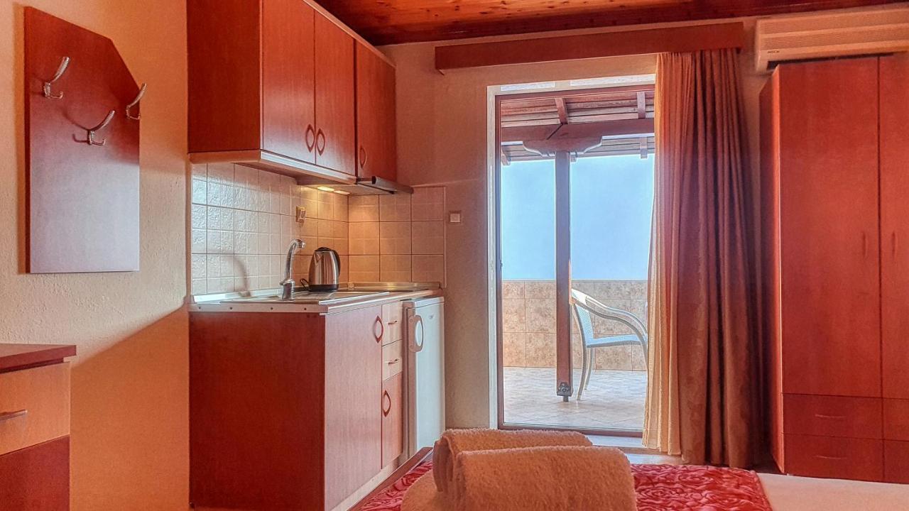 Guest house Rodon Garden Centre Sarti