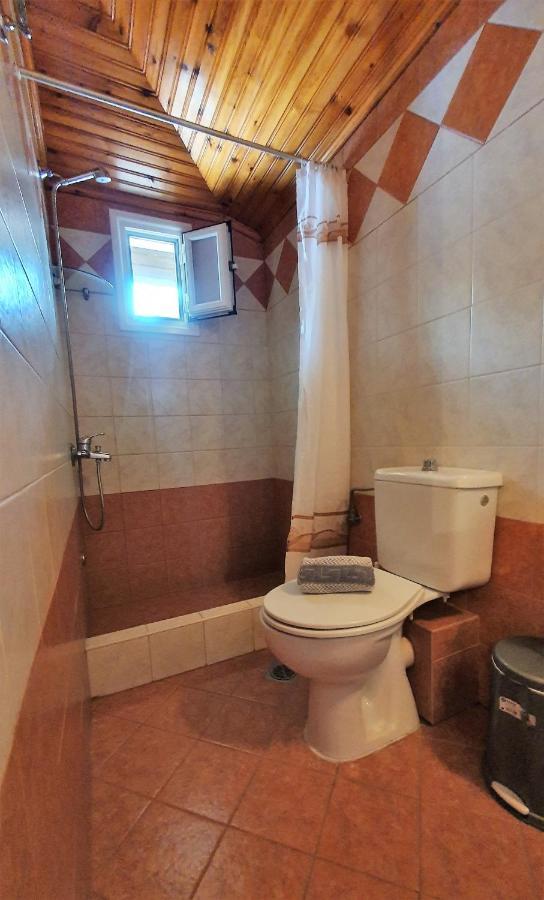 Rodon Garden Centre Guest house