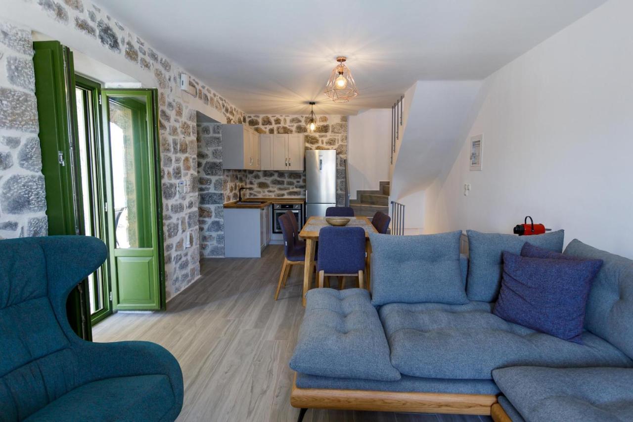 Holiday home Poseidon-apea Limeni