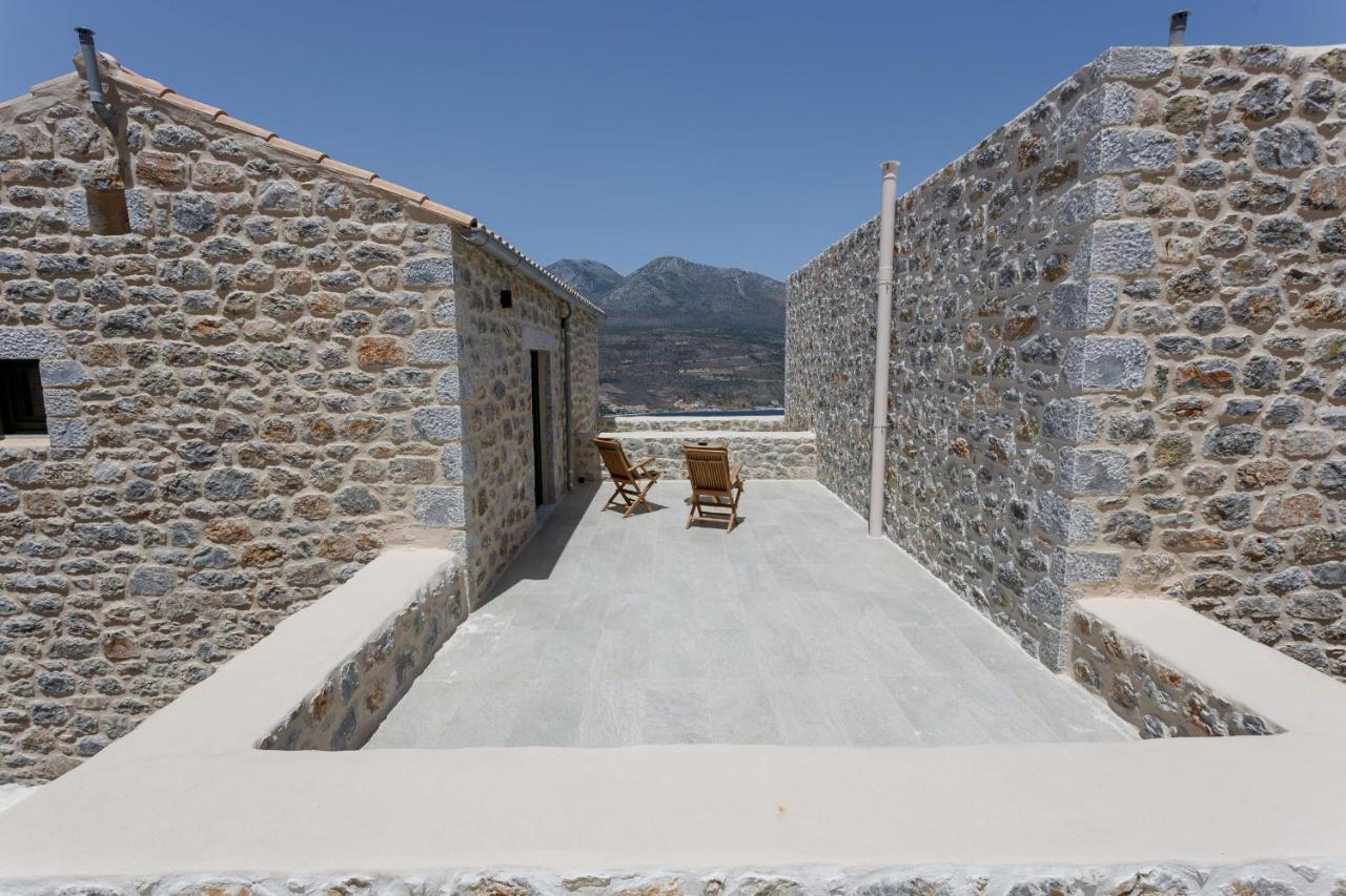 Ermis-apea Holiday home Limeni