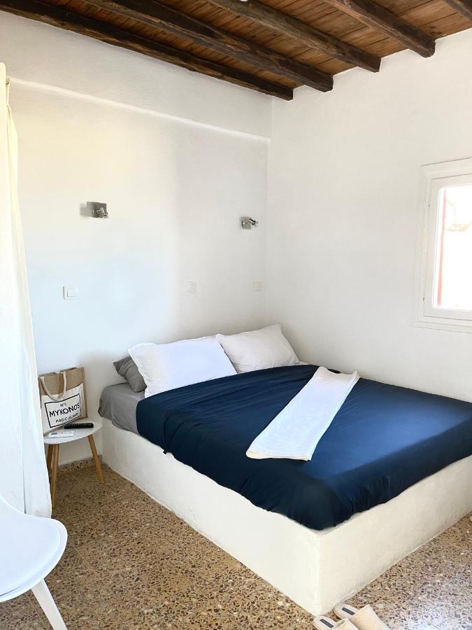 Serifos Stone Villas *