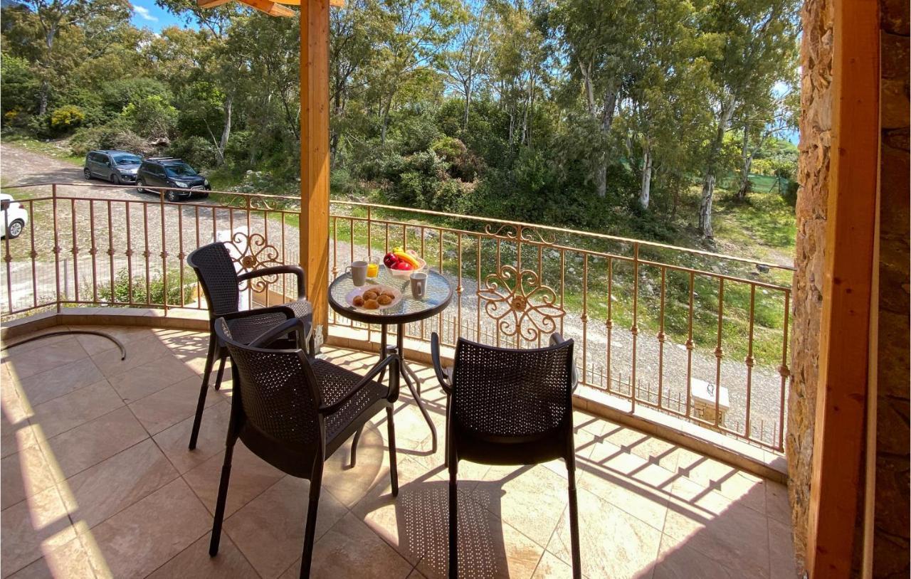 Beautiful In With Kitchen Apartment