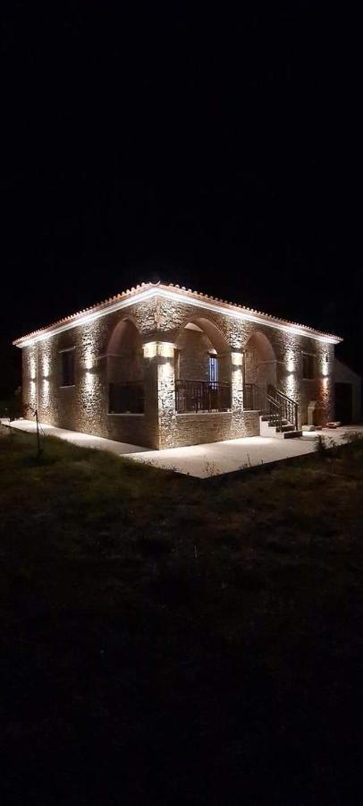 Portianou Villa *