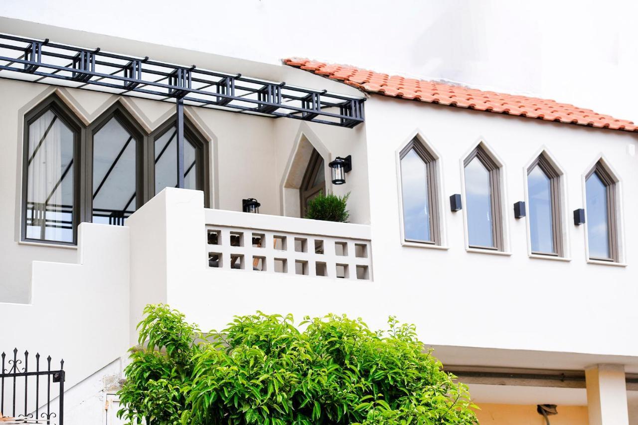 Plinthos Apartment *