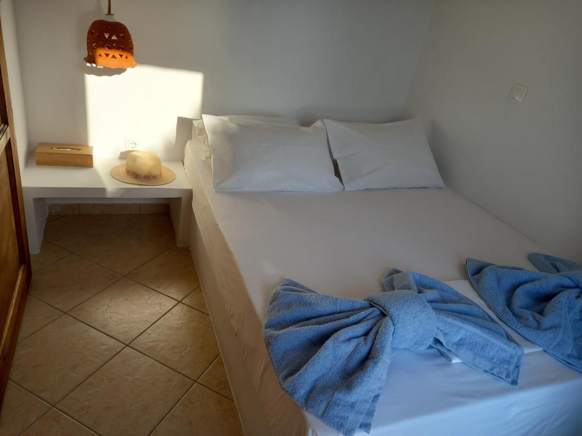 Madilida Sifnos * Artemonas