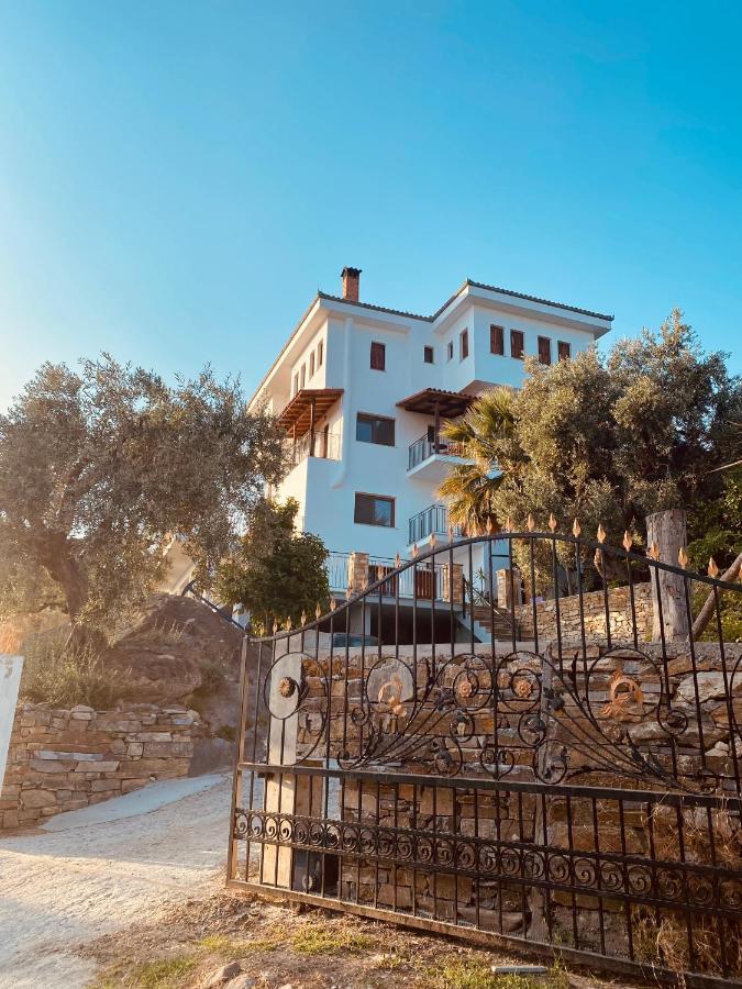 Sun Touch Pelion Kala Nera