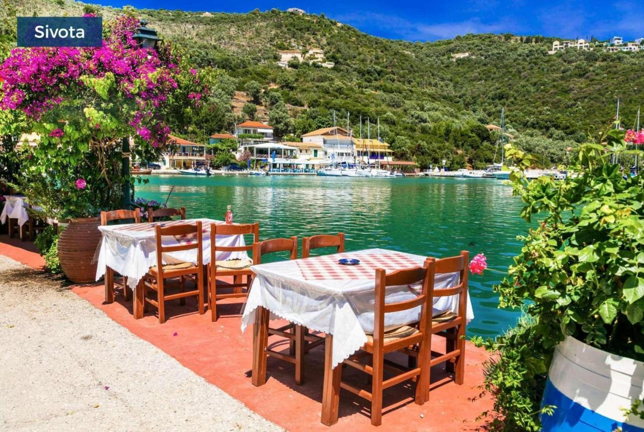 Anemus Villa *