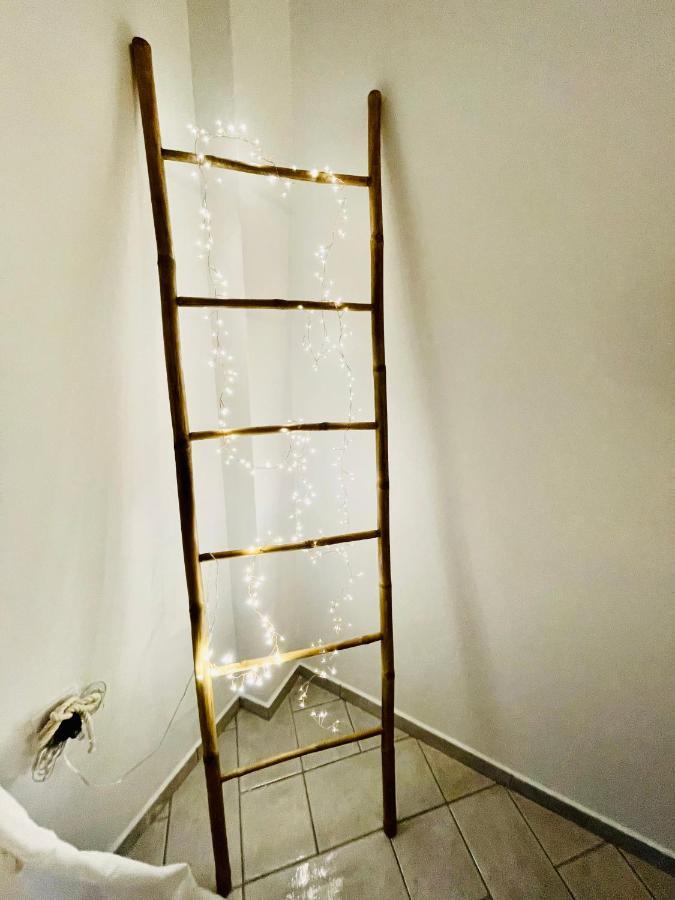 Chryssa's Deluxe Apartment *