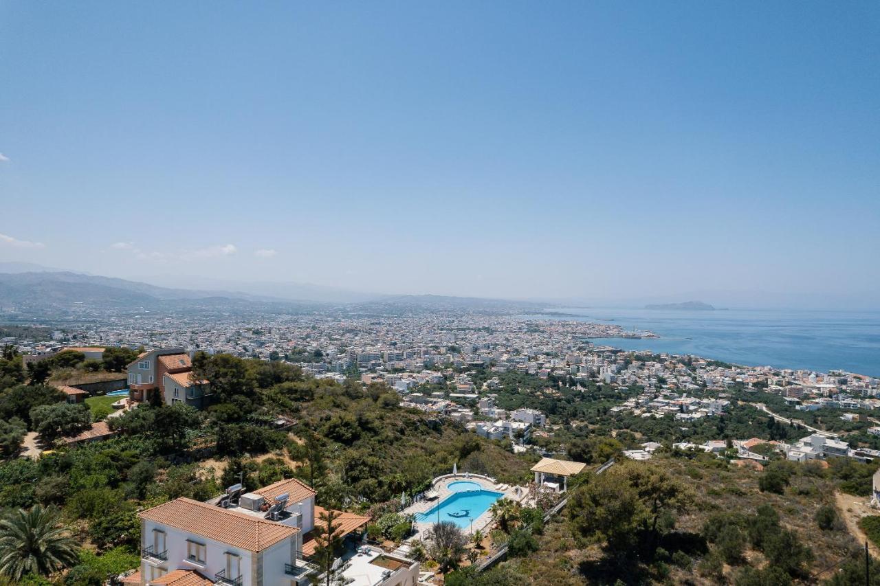 Holiday home Paparouna