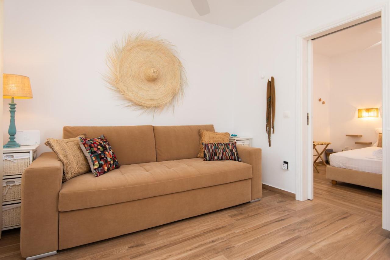 Apartment Miles Away Luxury