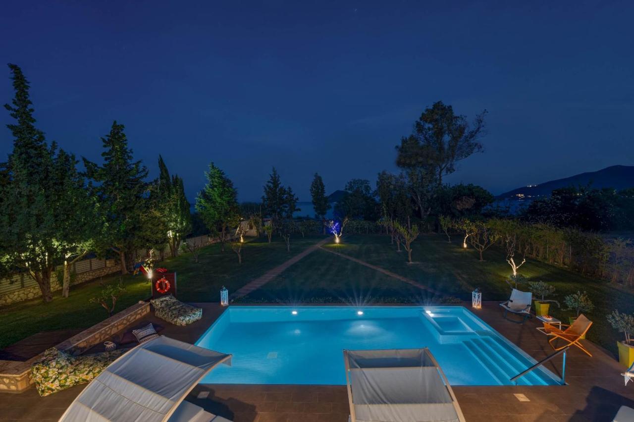 Villa Rivazzurra Beachfront Luxury *