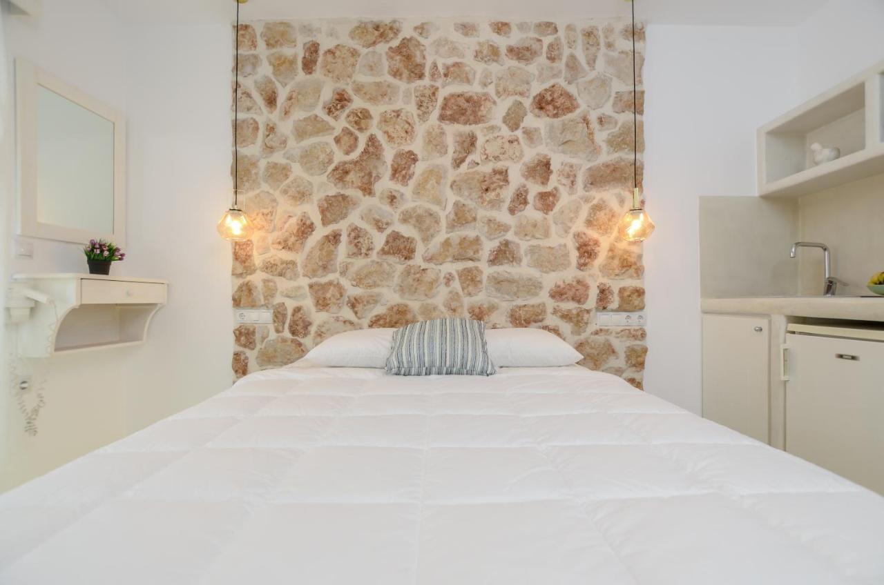 Simos Luxury Apartment Naxos City