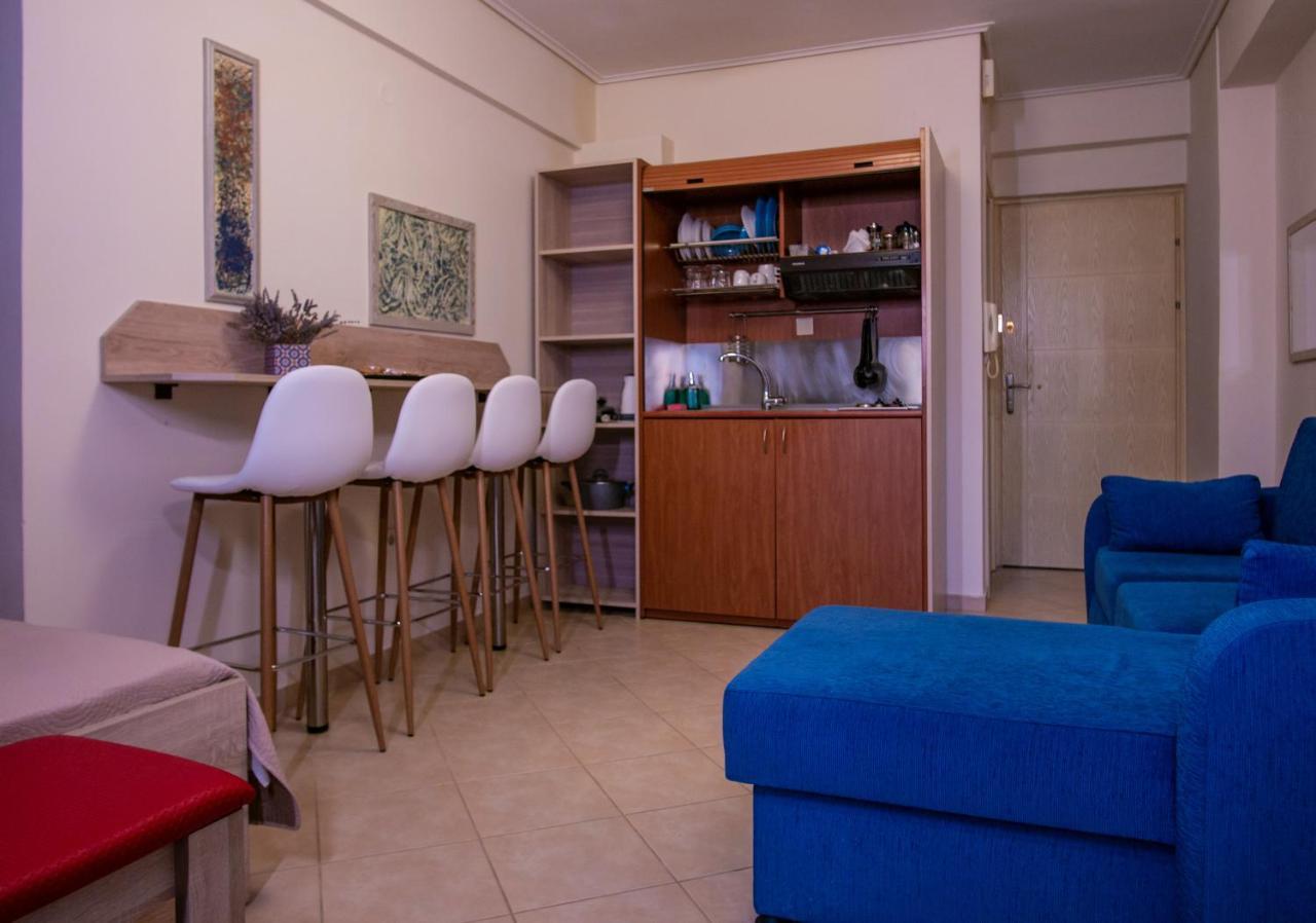 Castor - The Spartan Apartment Sparta