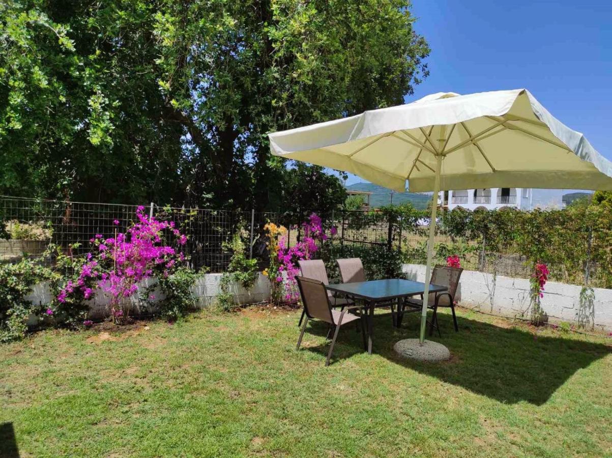 Holiday home Oikia Dinachris