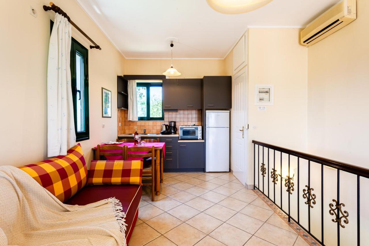 Dukes Poolside Apartment