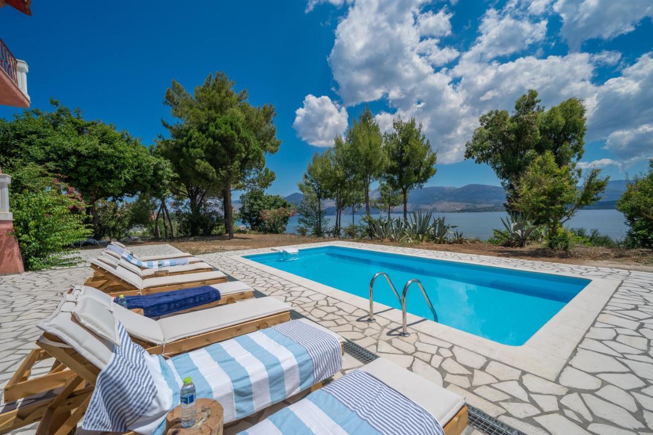Ostria Villa *