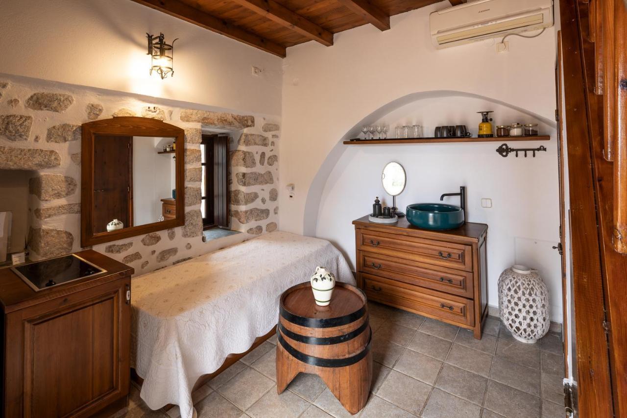 Aparthotel Arapakis Historic Castle 4*