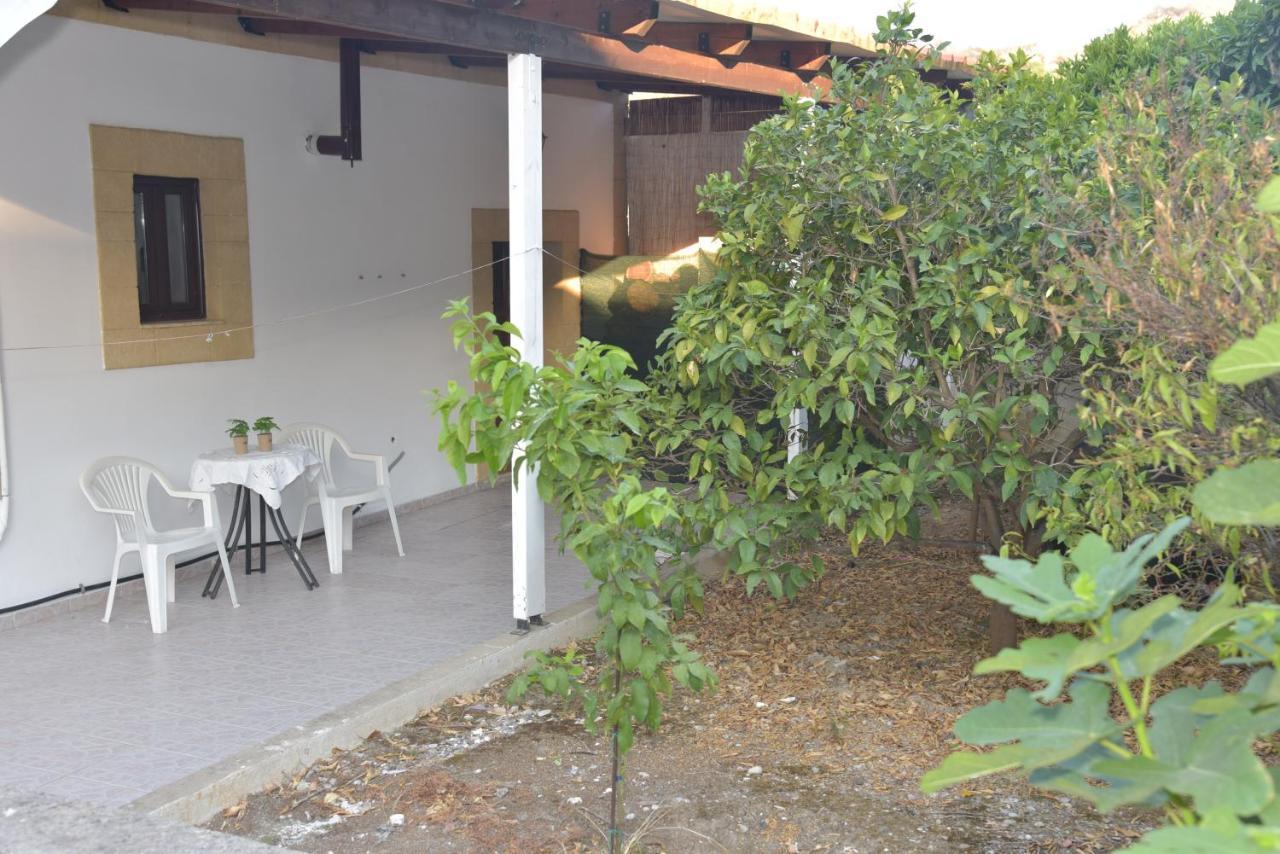 Apartment Kamara Traditional House Soroni