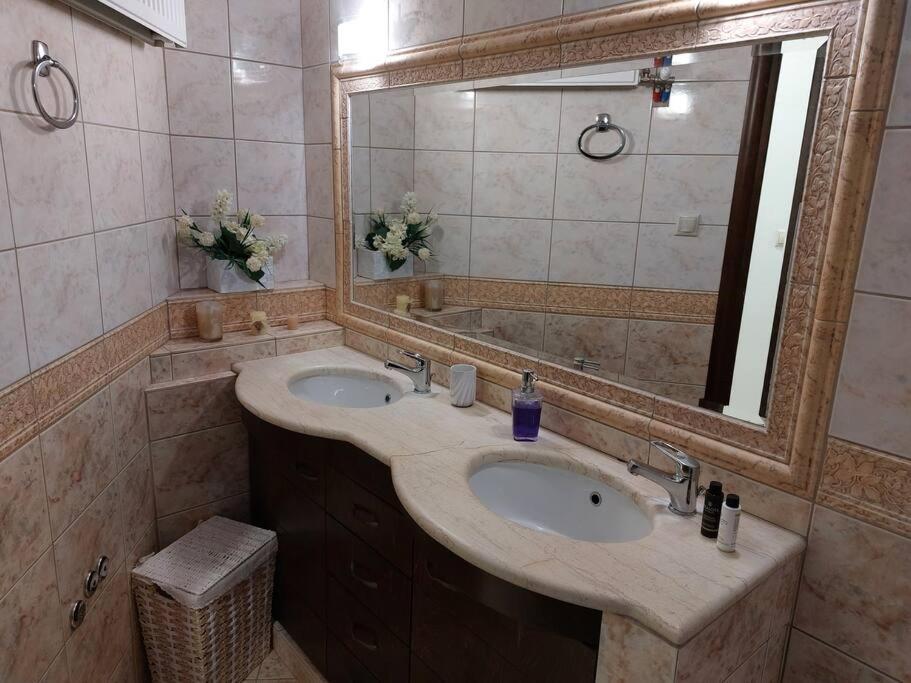 Apartment Physis Apt- Big Comfortable With View