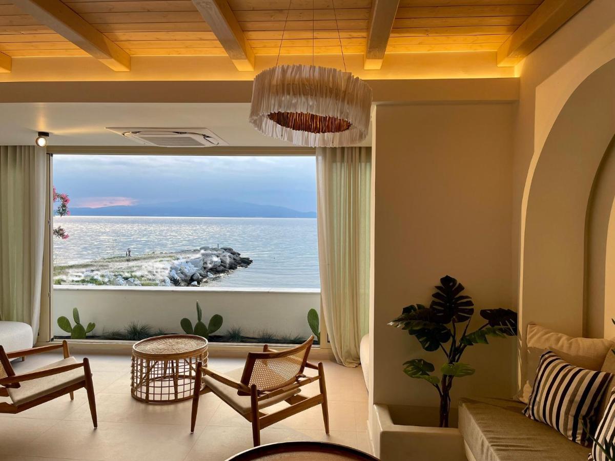 Byblos Aqua-the Sea Front Luxury Villa Skala Sotiros