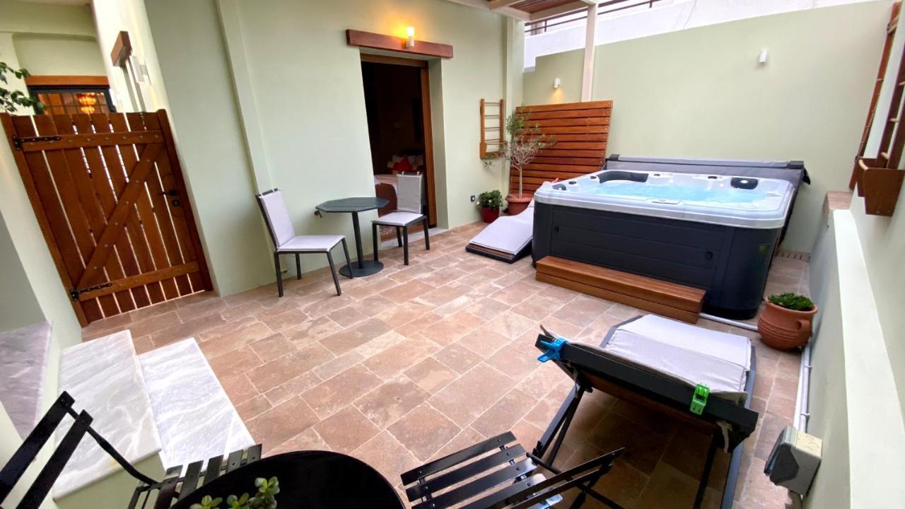 Andros 4 Seasons & Aparthotel *